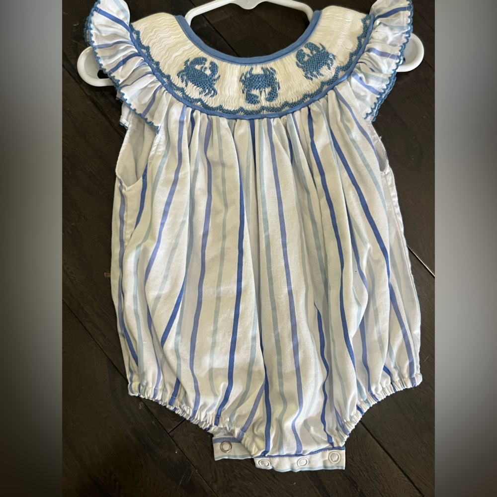 Smocked bubble